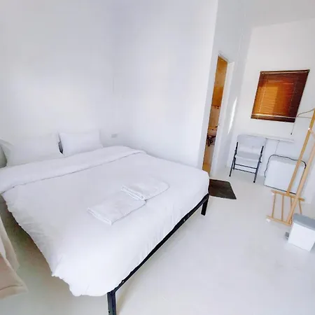 Bao Phuket Pathong Beach Patong Exterior photo